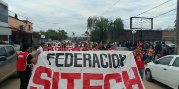 Federación Sitech denuncia que Mosqueda autorizó más postítulos\u002E (Data Chaco)\u002E