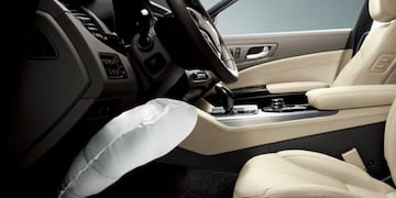 Airbag de rodillas (Foto: Motor y Racing)\u002E