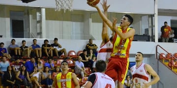 Partido intenso el que se jugó en el Alejo Gronda\u002E (Prensa Sarmiento)