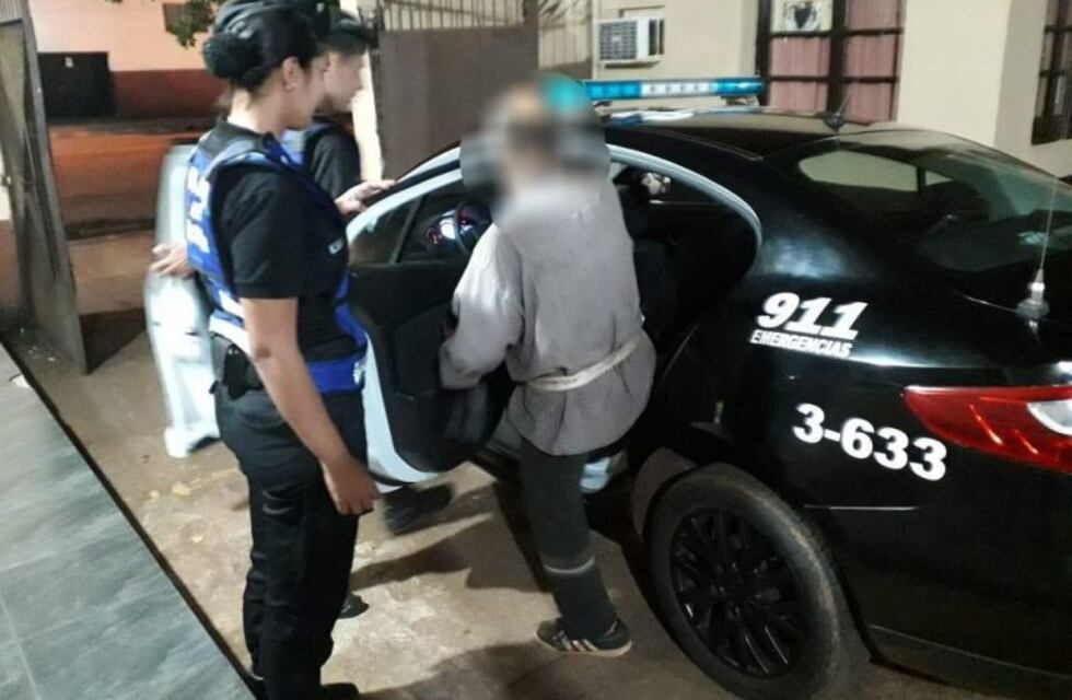 Deambulaba en el centro obereño y fue socorrido por la Policía