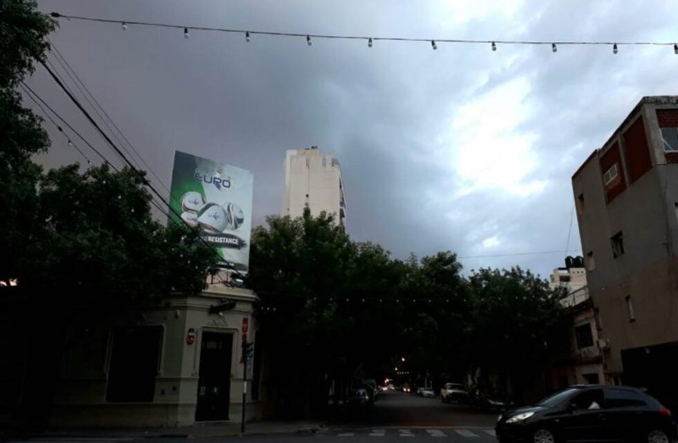 La lluvia trajo algo de alivio en Rosario tras el alerta por tormentas