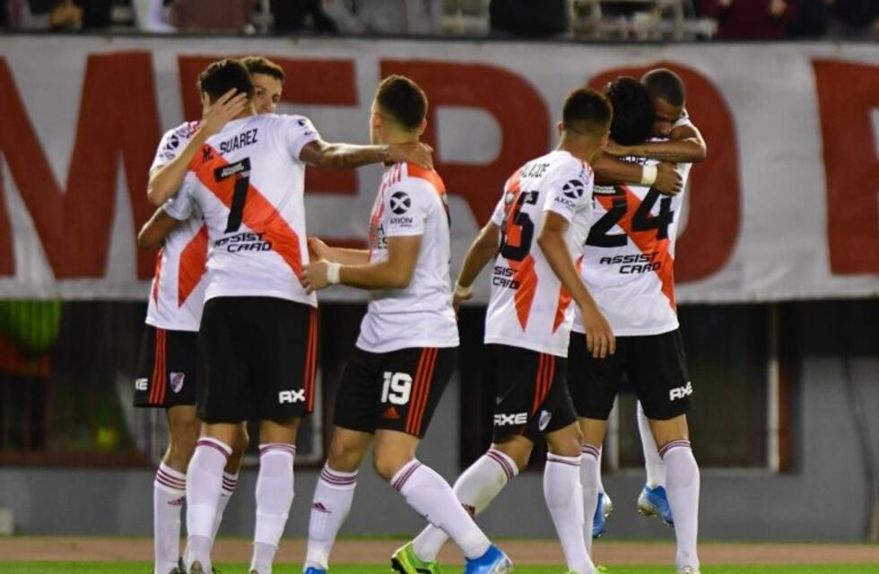 River le ganó 2-1 a Colón y se prendió a la pelea de la Superliga
