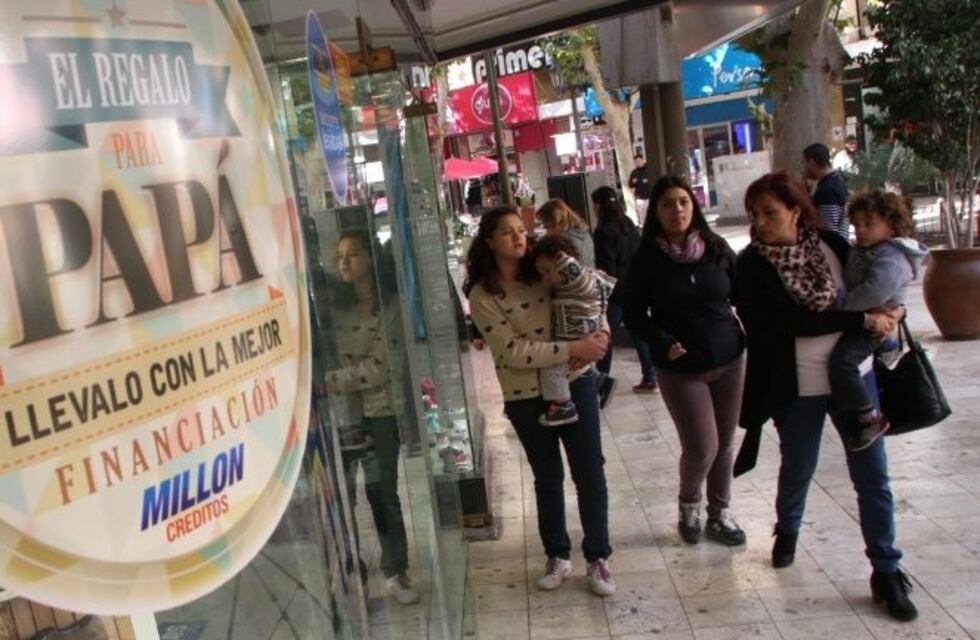 No repuntan: las ventas en el comercio siguen en picada