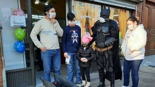 El Batman solidario de La Plata entregó el mini bati móvil y reunió 43 mil pesos para el Hospital de Niños Sor María Ludovica (Instagram)