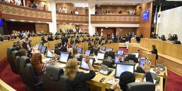 Por cada legislador, la provincia gasta 54 millones de pesos al año