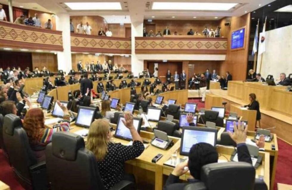 Por cada legislador, la provincia gasta 54 millones de pesos al año