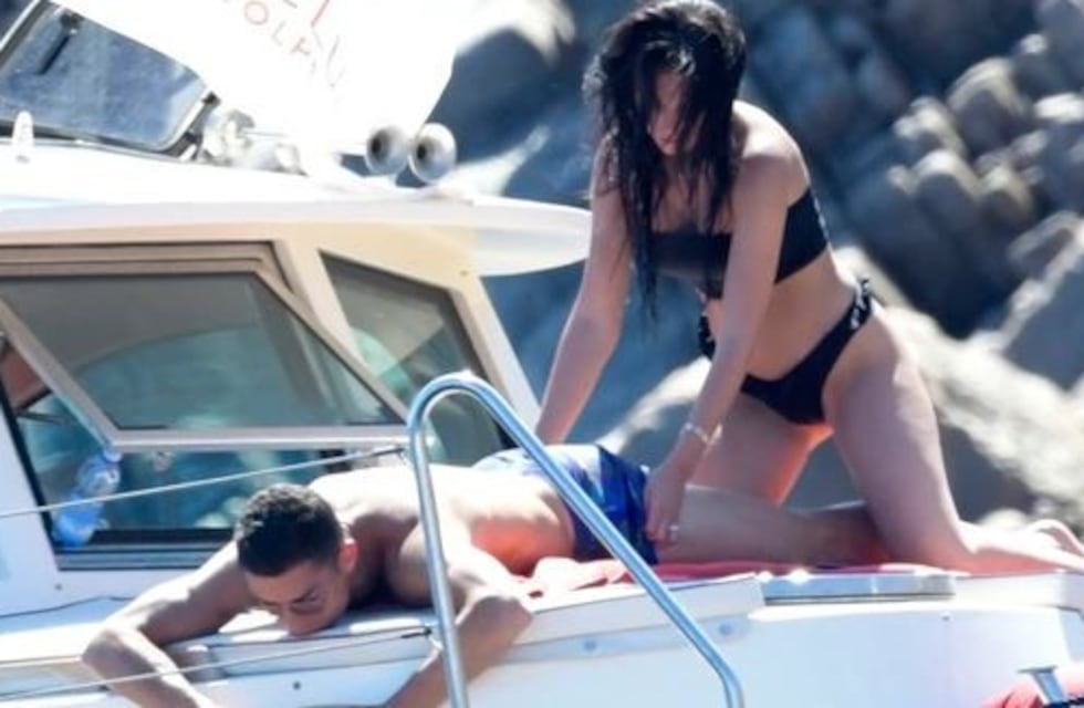 Las fotos íntimas de Cristiano Ronaldo y su novia en Cerdeña