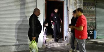 Prendió fuego su casa con su familia adentro