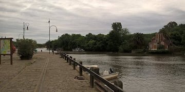 Lunes nublado - Puerto de Gualeguaychú\nCrédito: Web