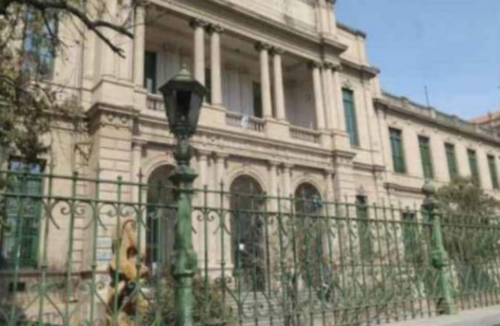 El Carbó, sin clases por un posible caso de hepatitis