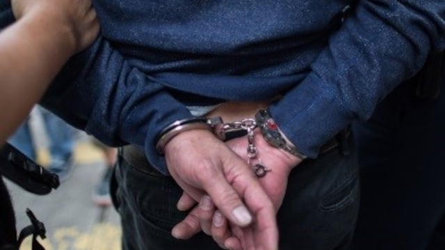 Arrestaron al policía que estaba encargado de la seguridad en la surcusal del Correo Argentino de Maipú