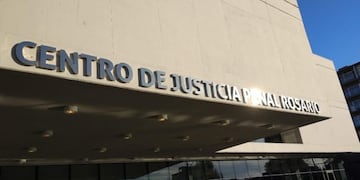 Son diez los sospechosos de filtrar información de Fiscalía a banda de extorsionadores\u002E (Archivo)