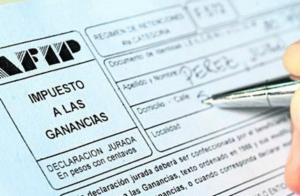 Ordenan a una empresa devolver lo que retuvo de Ganancias a un trabajador por retiro voluntario