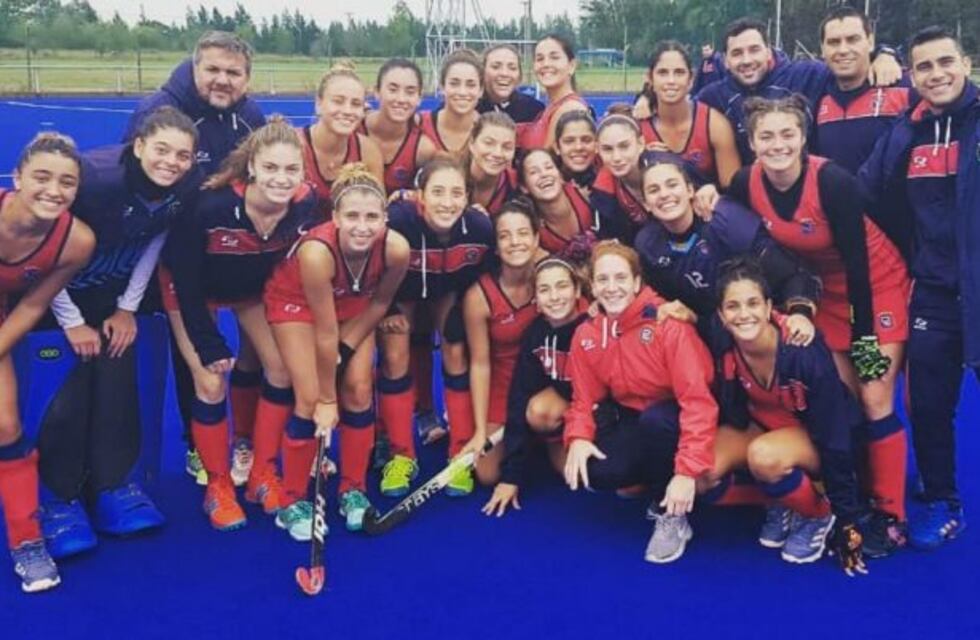 Los seleccionados cordobeses siguen su camino victorioso en el Argentino de hockey sobre césped