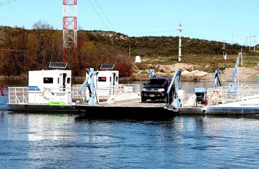 Se restableció el servicio de la balsa de Guardia Mitre