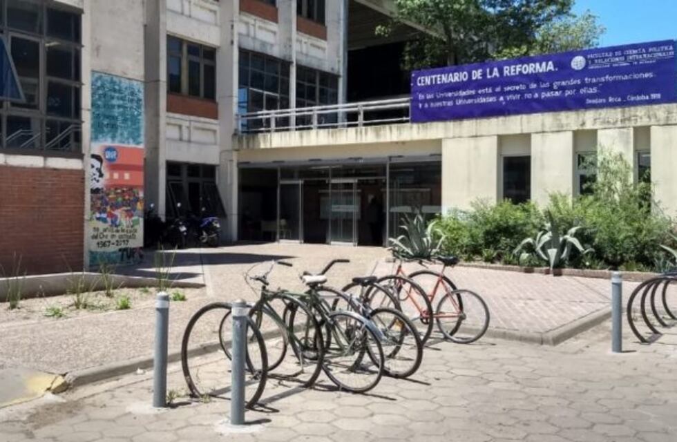 La UNR campeona en un curioso mundial universitario vía Twitter