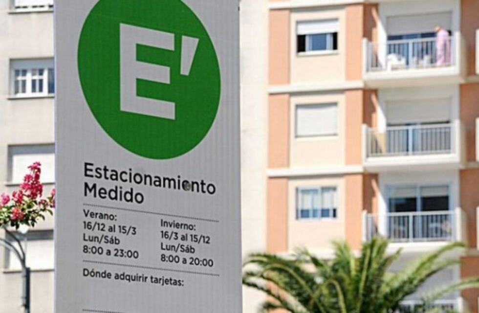 Desde este sábado, la hora de estacionamiento medido costará 20 pesos