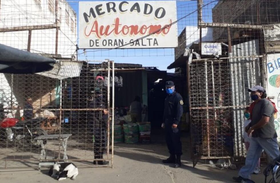 Orán: denuncian que camioneros jujeños no cumplen los protocolos y se bajan a recorrer la feria