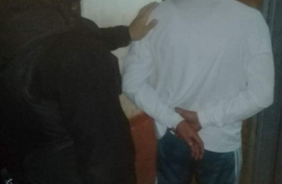 Amenazó con un machete a su pareja y fue apresado