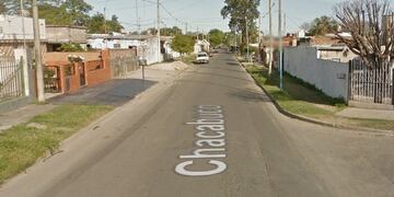 El ladrón increpó al menor a la altura de Figueroa Alcorta y Chacabuco\u002E (Street View)