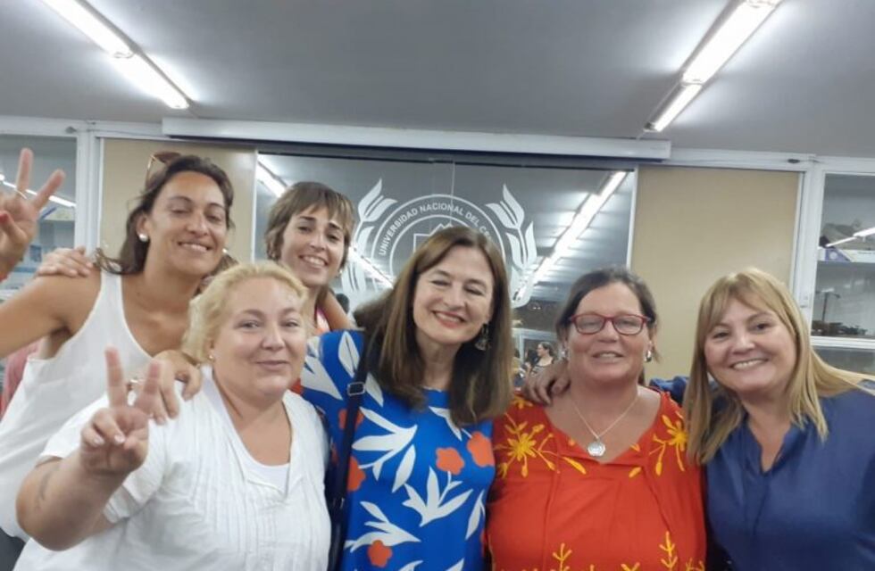 Mujeres azuleñas participaron de un encuentro con Estela Diaz