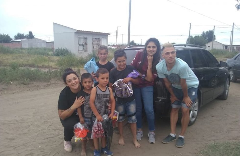 Los juguetes donados regalaron muchas sonrisas en Punta Alta