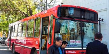 A las 13 horas comienza el paro de colectivos en Viedma\u002E