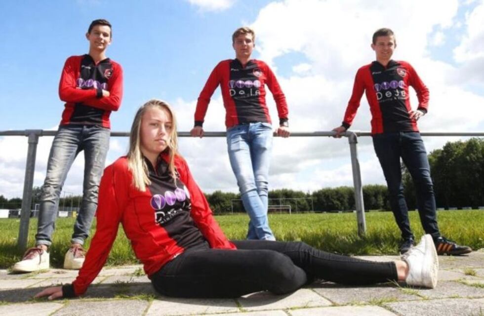 En Holanda autorizaron a una jugadora a formar parte de un equipo masculino de fútbol