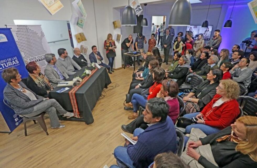 La Editorial de Cultura con títulos en la "Biblioteca Nacional Mariano Moreno"