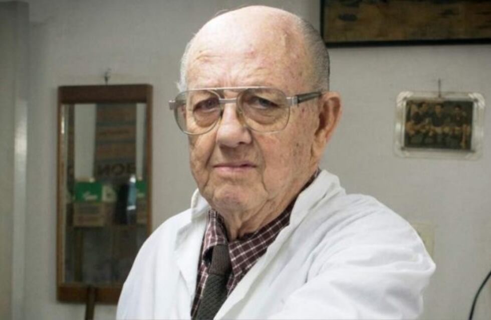 El hombre que está solo y espera