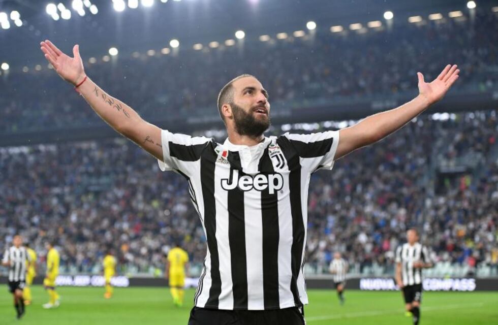 Higuaín y Dybala anotaron en el triunfo de Juventus por 3-0 ante Chievo Verona