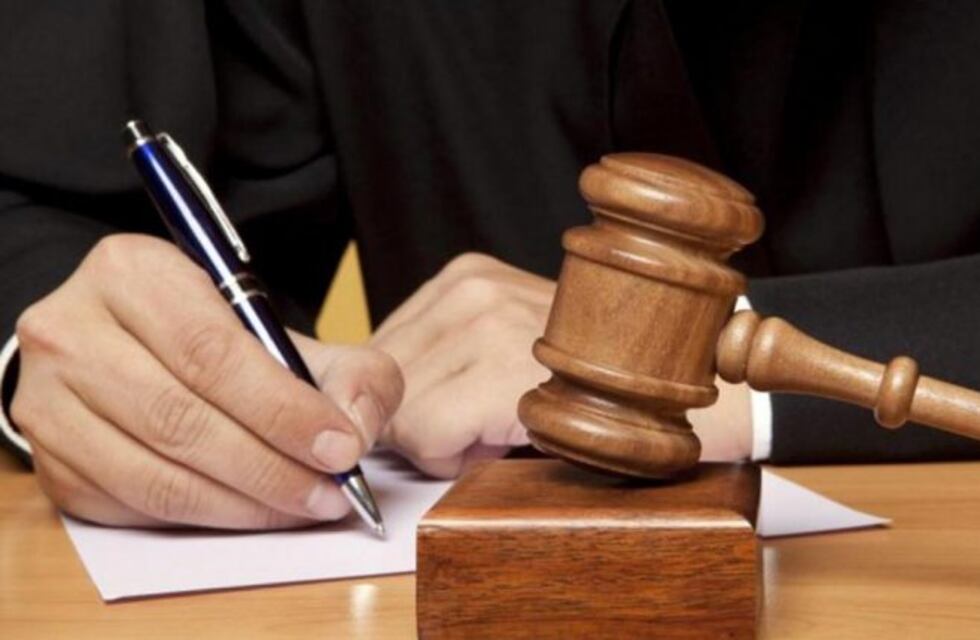 Lo procesaron por no pagar la cuota alimentaria de su hijo