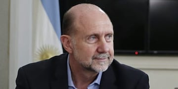 Perotti firmó el congelamiento tarifario por 60 días\u002E (Archivo)