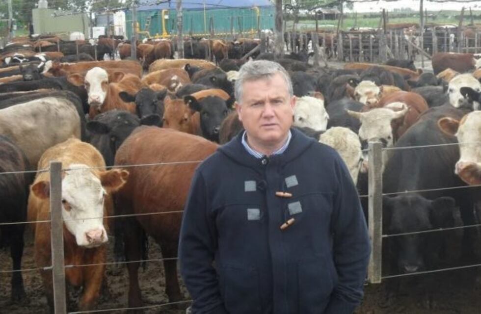 Un concejal bonaerense propuso que los políticos destinen el 30% de su sueldo a cooperativas