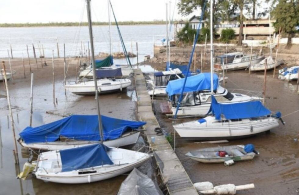 El Paraná experimenta una bajante histórica y las guarderías náuticas ya casi no pueden operar
