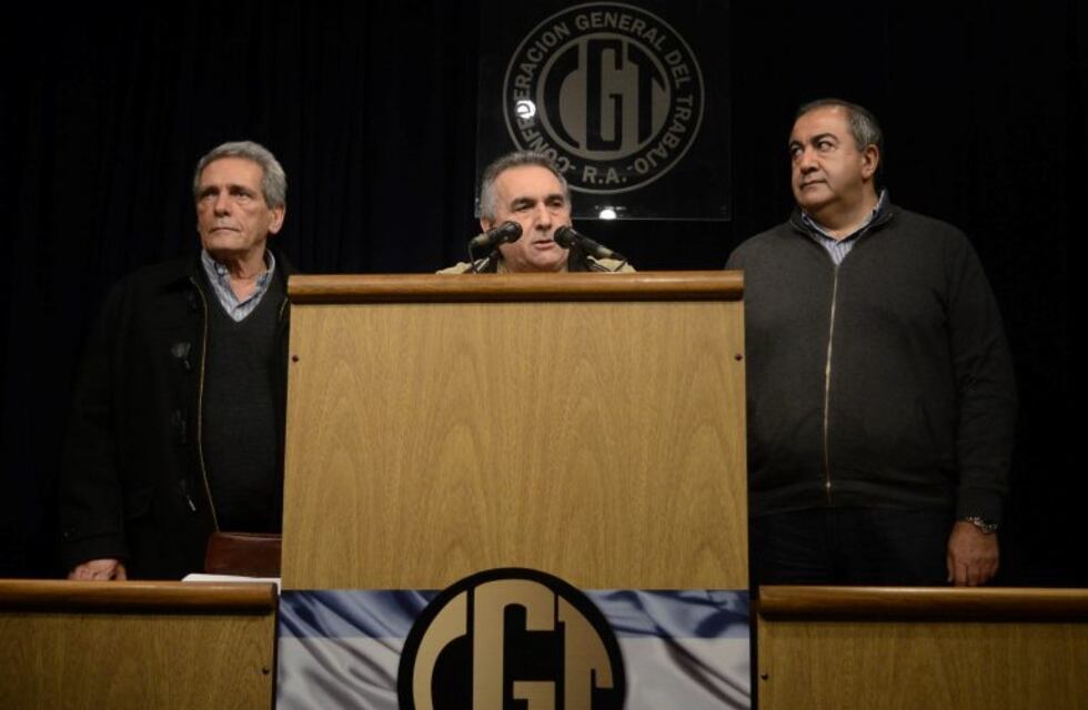 Amenazan con paro general si se aprueba la reforma previsional por DNU