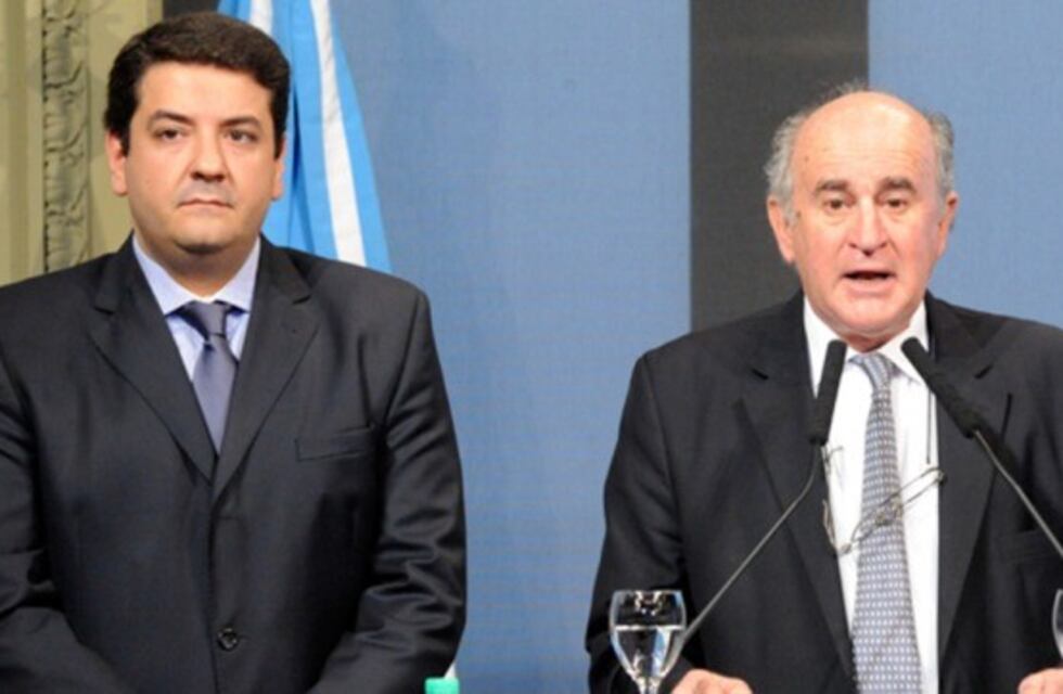 Imputaron a Parrilli y Mena por presunto tráfico de influencias