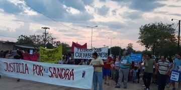 Familiares y amigos de Sandra Palomo, la docente asesinada en Salta, marcharon pidiendo justicia