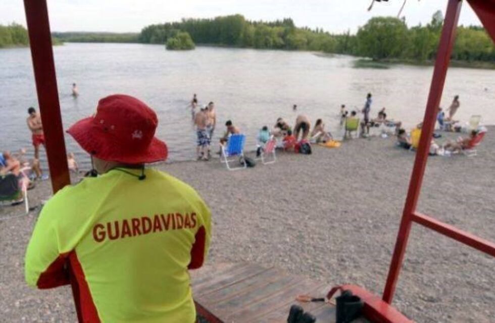 Participaron 95 guardavidas de la apertura de la temporada de verano en Neuquén