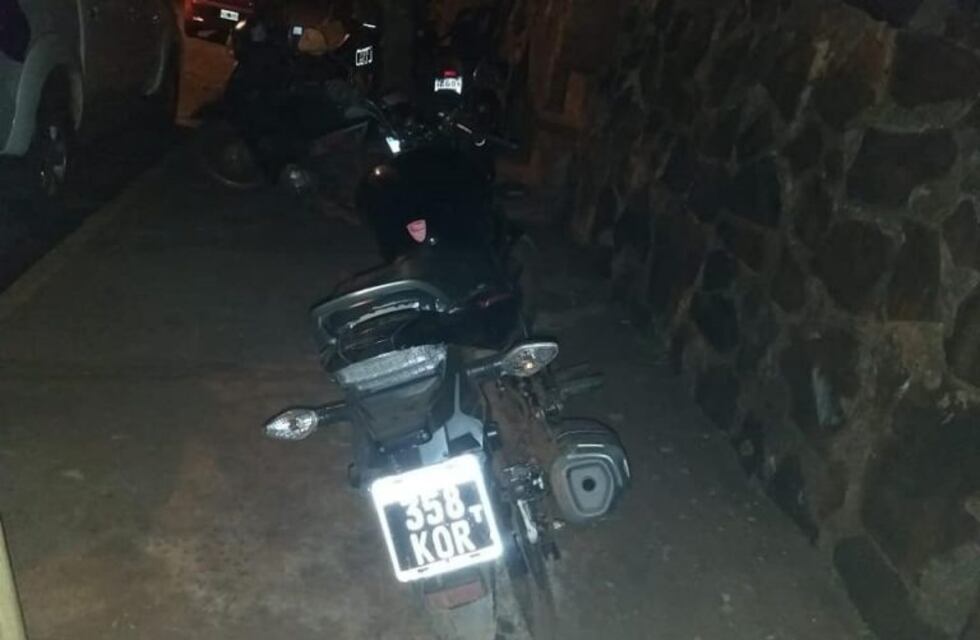 Recuperan en Pozo Azul una moto robada en Eldorado