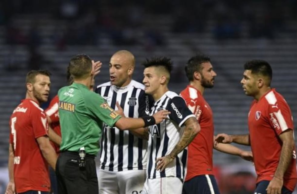El penal que se quedó reclamando todo Talleres