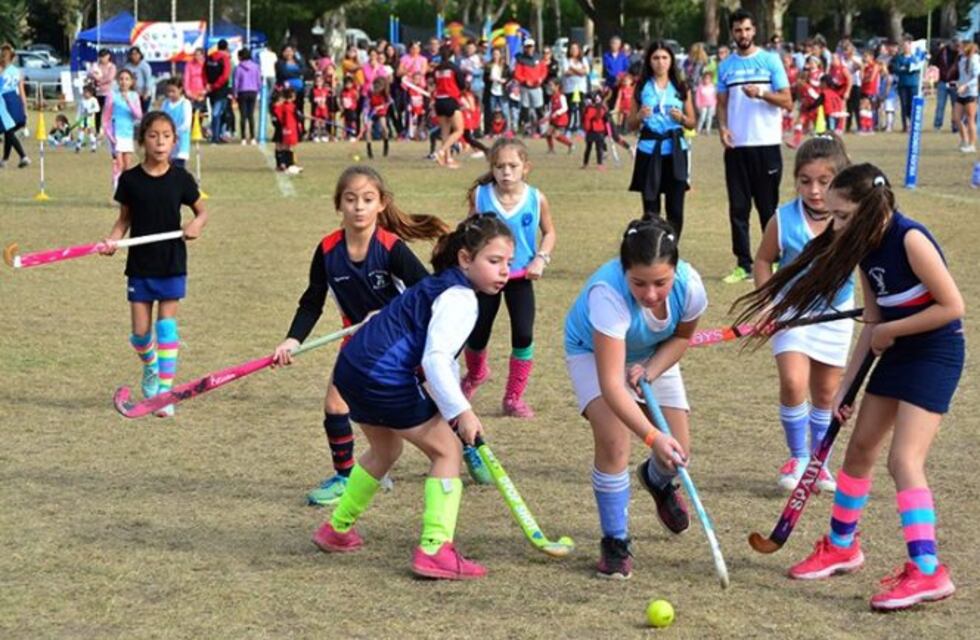 Puerto Belgrano: Encuentro de hockey infantil