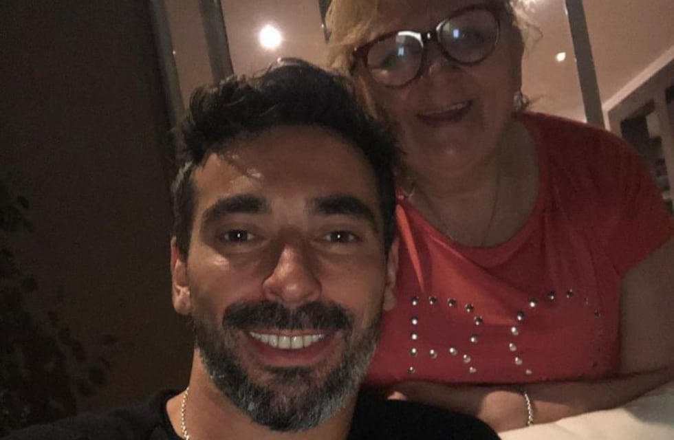 Románticos y bromistas: los saludos de Di María y Lavezzi por el Día de la Madre