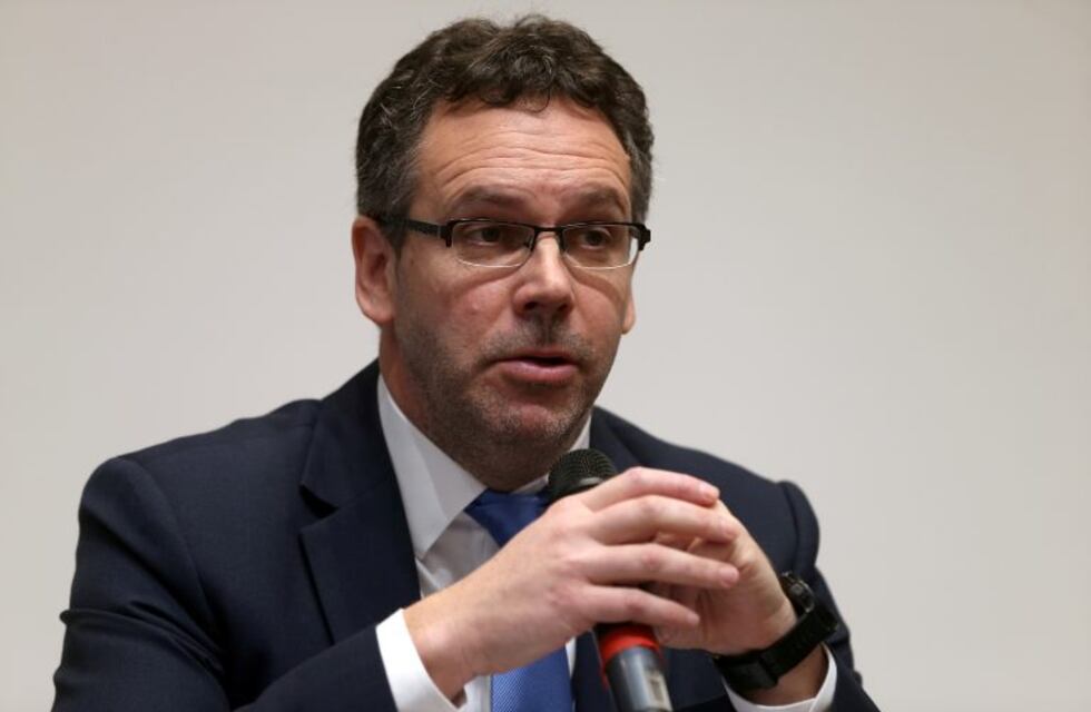 El Central restringe a bancos girar sus dólares al exterior