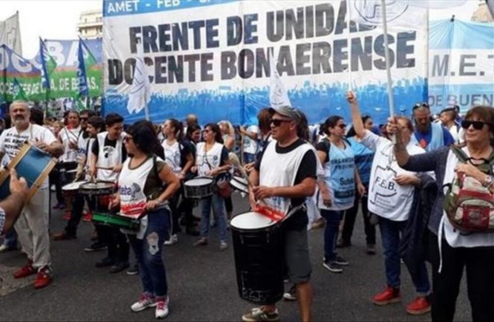 Vidal evalúa extender el ciclo lectivo en diciembre por los paros docentes