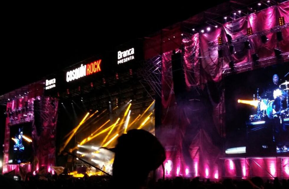 Con Ratones Paranoicos, Cosquín Rock entra en la recta final