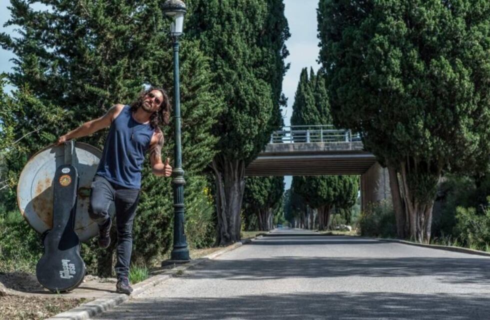 Músico salteño estrena el videoclip de su banda internacional este viernes