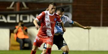 Argentinos le ganó dos a cero a Racing en la Paternal\u002E