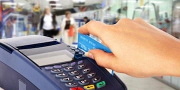 Los comercios de Mendoza prefieren el efectivo, nó a la recepción de tarjetas de crédito\u002E