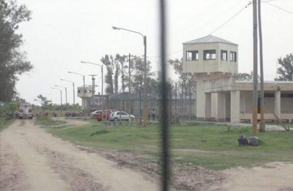 Un motín en el Penal 6 dejó cuatro agentes heridos